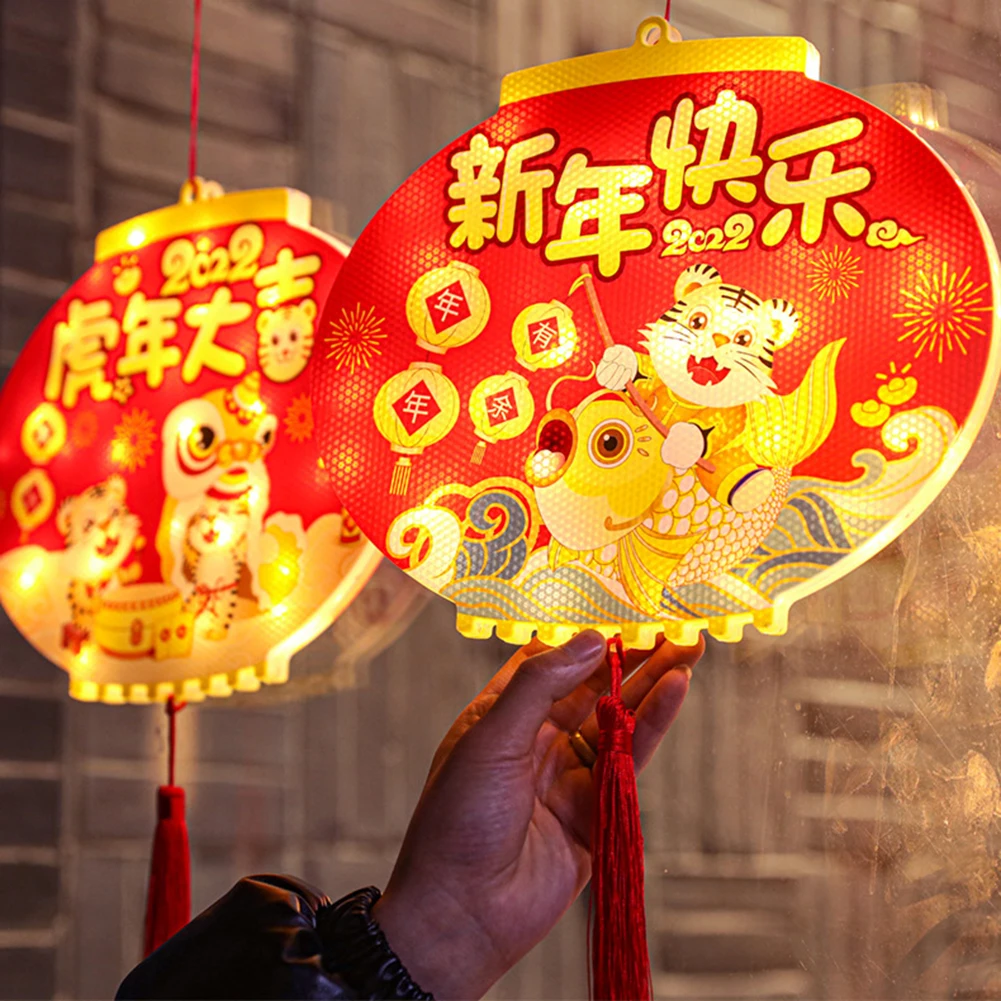 

Китайский новогодний красный фонарь, пластиковый светодиодный светильник Lucky Fu, подвесной светильник на батарейках, праздничный Декор