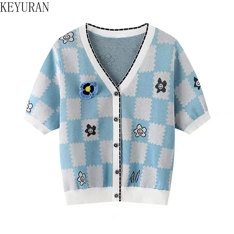 

2022 Summer New Thin Blue Short-sleeved Sweater Cardigan Women's Sunflower Brooch Decoration Loose V-neck Pullover Knitted Tops
