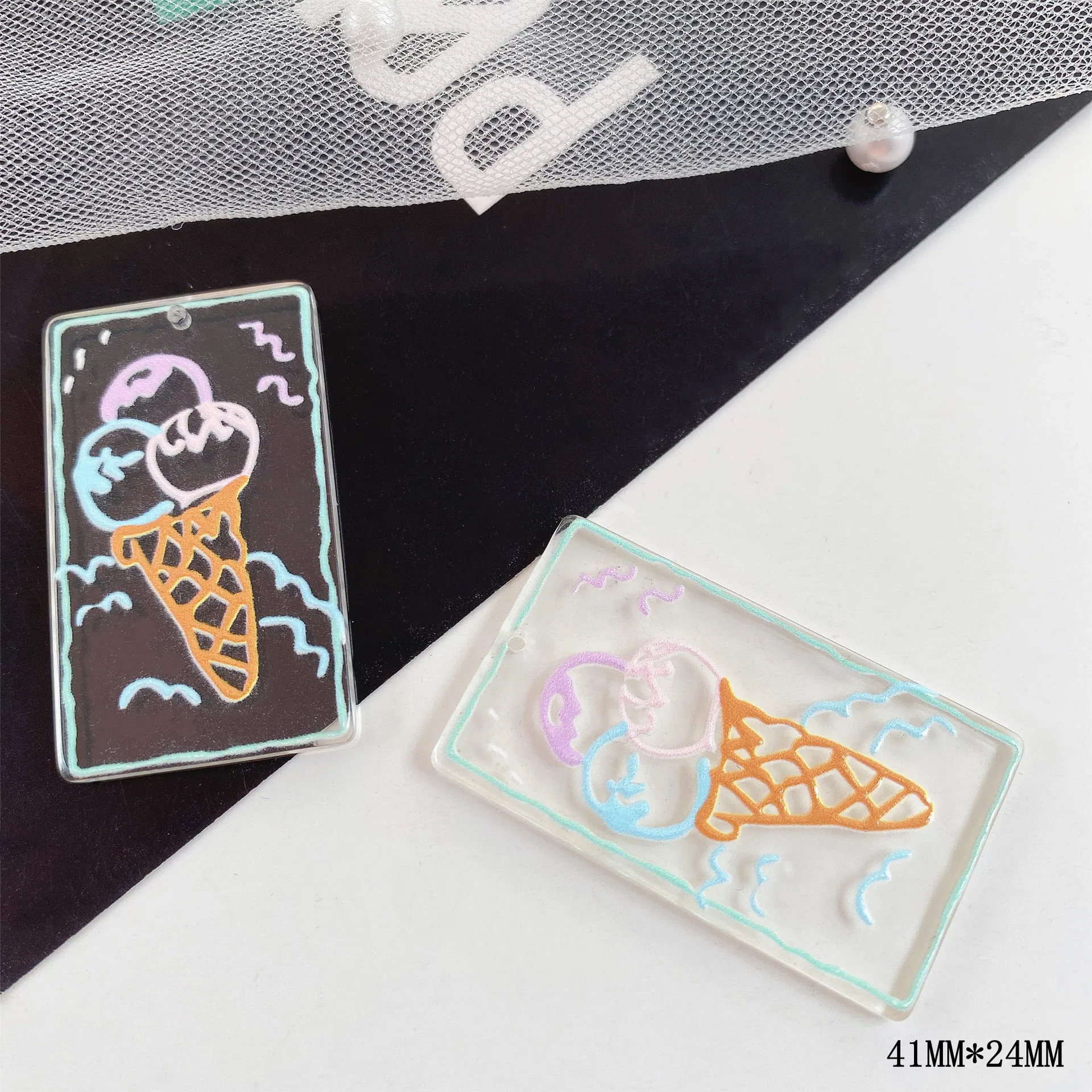 Рисунок 4 - акриловые прозрачные фотообои в