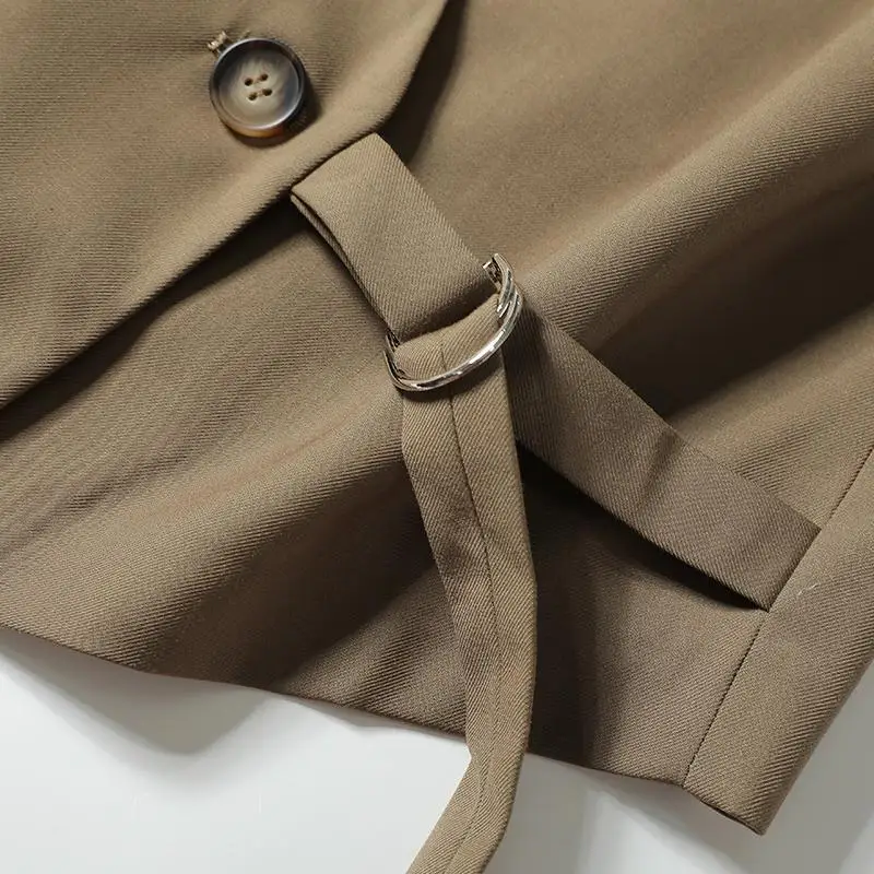 Необычный костюм жилет женский дизайн Sense черный маленький с короткой спинкой