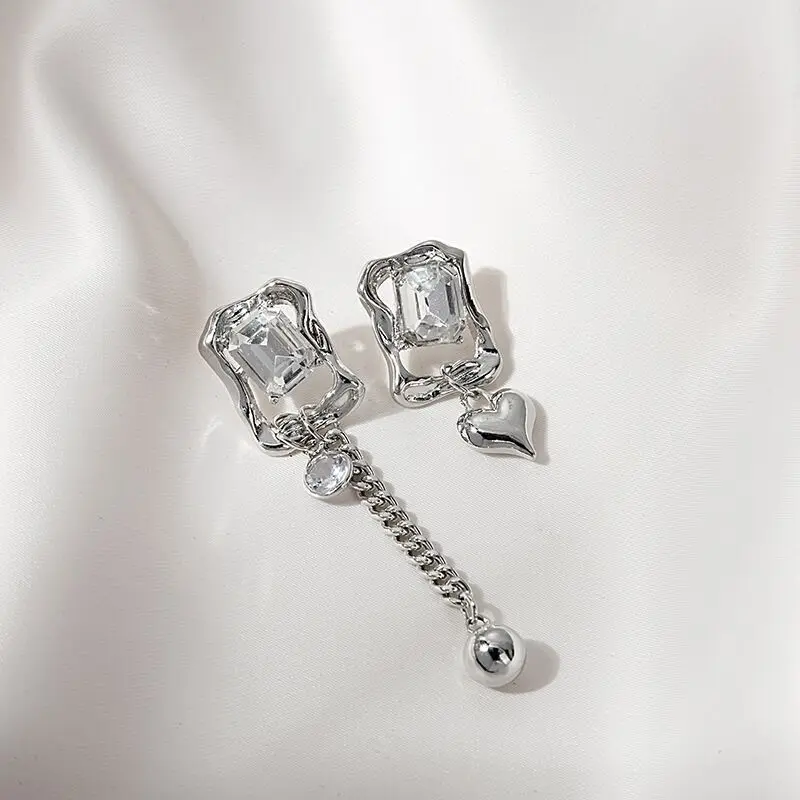 

Personality Asymmetrical Square Zirconium Love Tassel Silver Bead Chain Earrings Korean Fashion Earrings For Women Party Jewelry