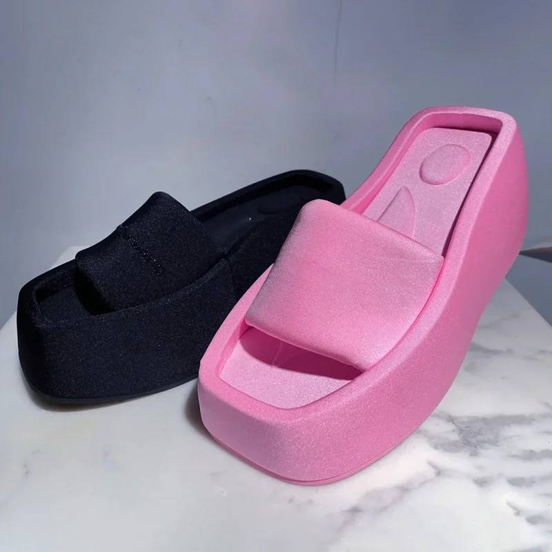 

2022 Brand Design New Platform Women Slippers Summer Square Toe Brand Satin Sandals WomenSexy High Heels Shoes Beach Sandals