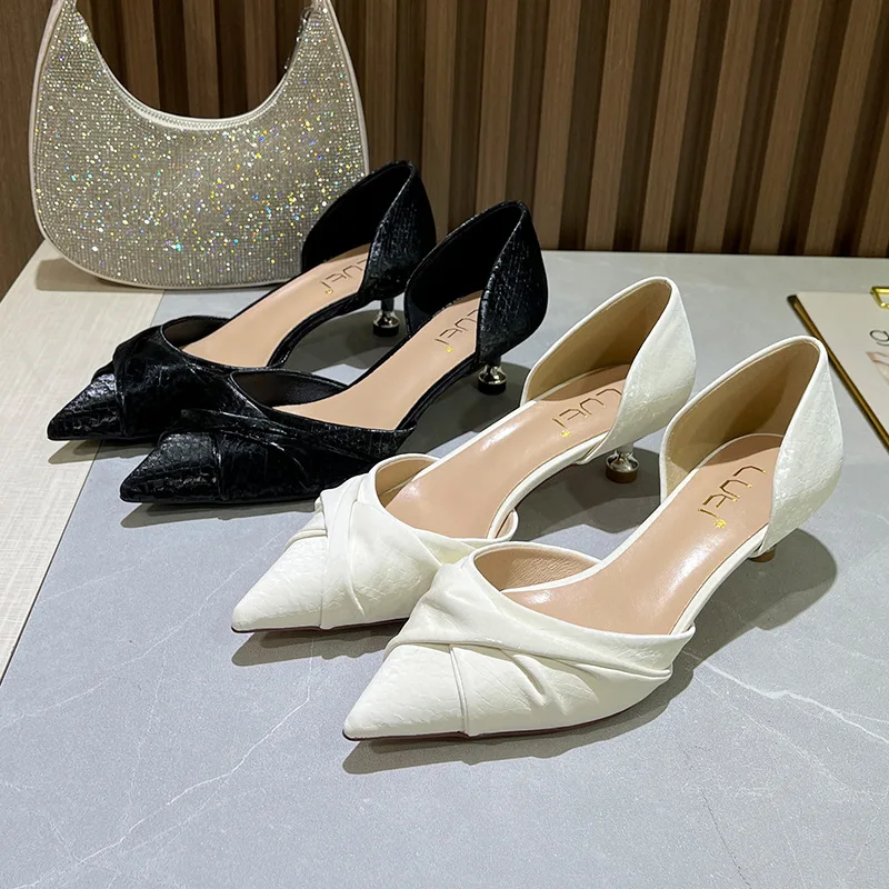 New Women Sandals Pointed Toe Butterfly Knot Crystal Female Pumps Flock Thin Heel Sexy Plus Size Ladies Summer Fashion Shoes