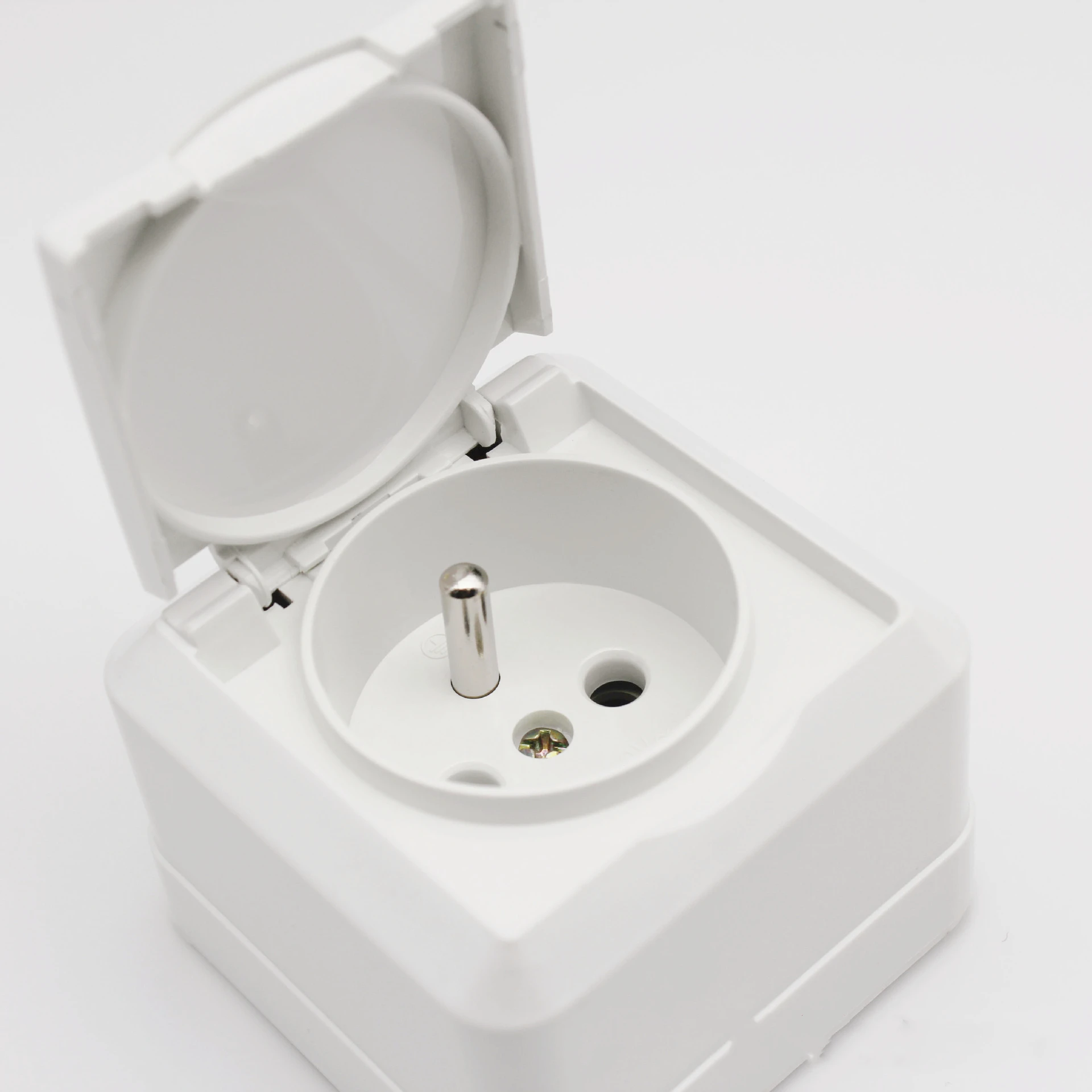 

YEEKPORT Белая настенная розетка 250В 16A