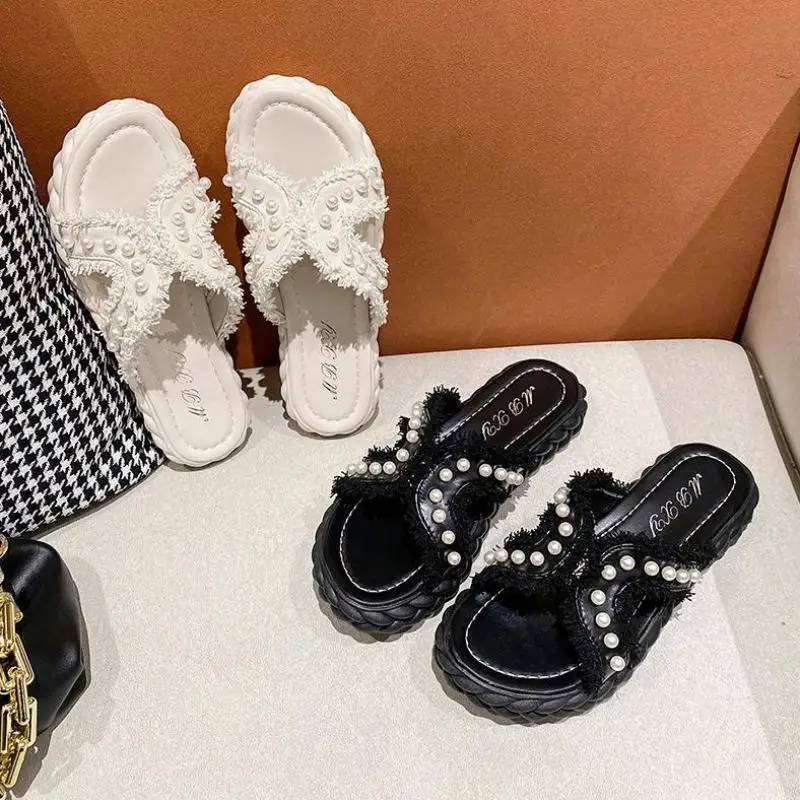 

Pearl Slippers Women's Summer Dress Small Fragrance 2022 New Soft Bottom Thick Bottom Tassel Cross French Sandals