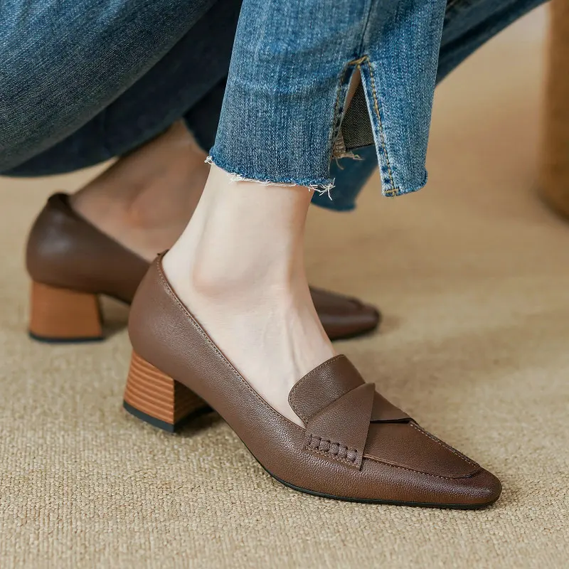 

2023 Spring Genuine Natural Cow Leather Pointy Toe Twisted Design Women Pumps Office Lady Chunky High Heeled Shoes Loafers Heels