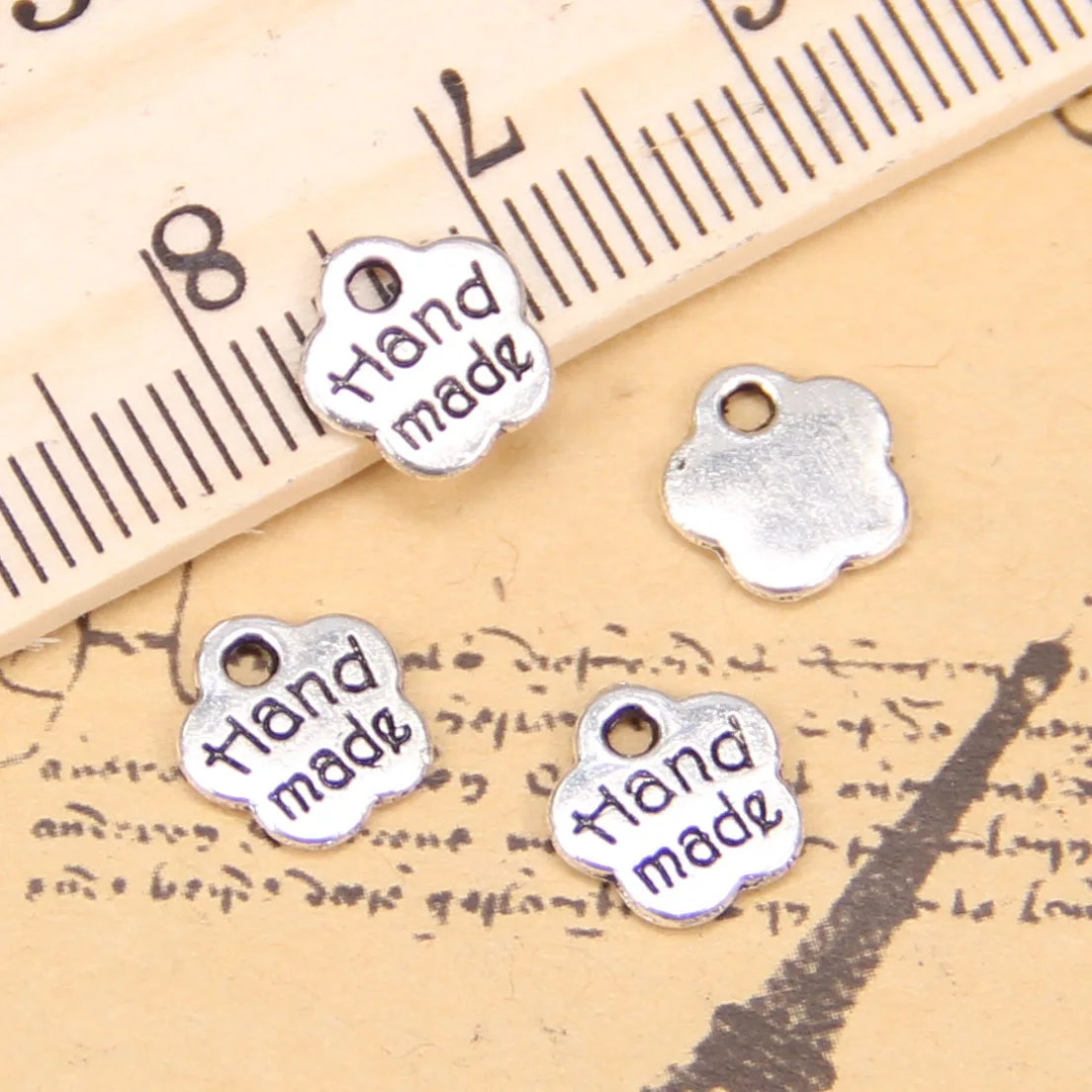 

400pcs Charms plates hand made 8mm Antique Pendants,Vintage Tibetan Silver Jewelry,DIY for bracelet necklace