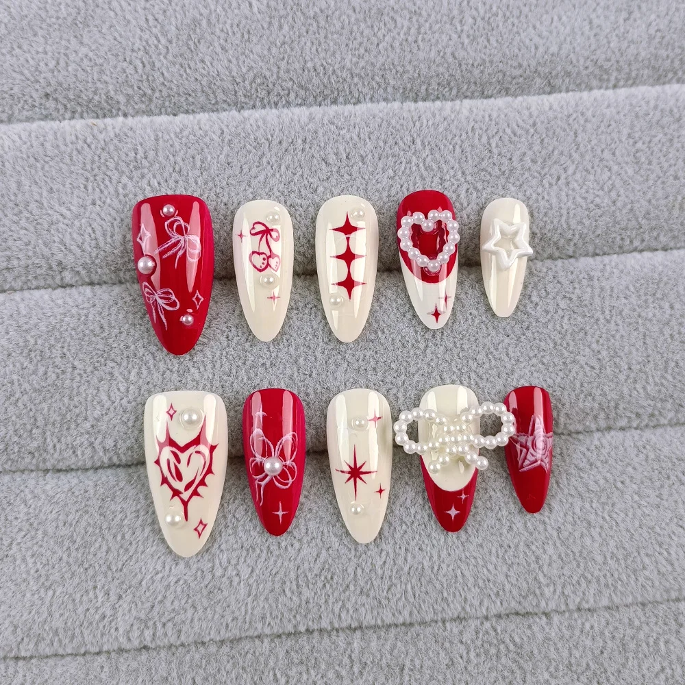 Французский пресс ручной работы на ногтях с белым жемчужным бантом накладные