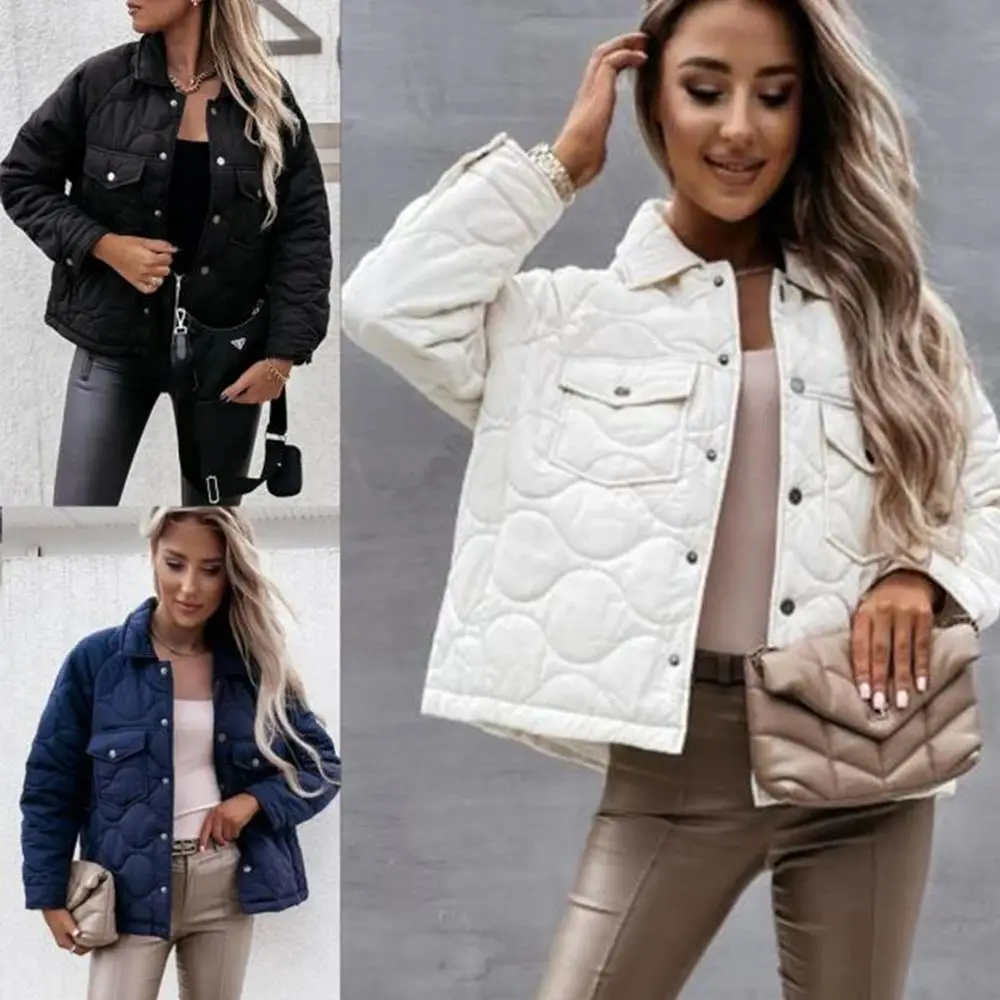 Женский короткий пуховик на пуговицах