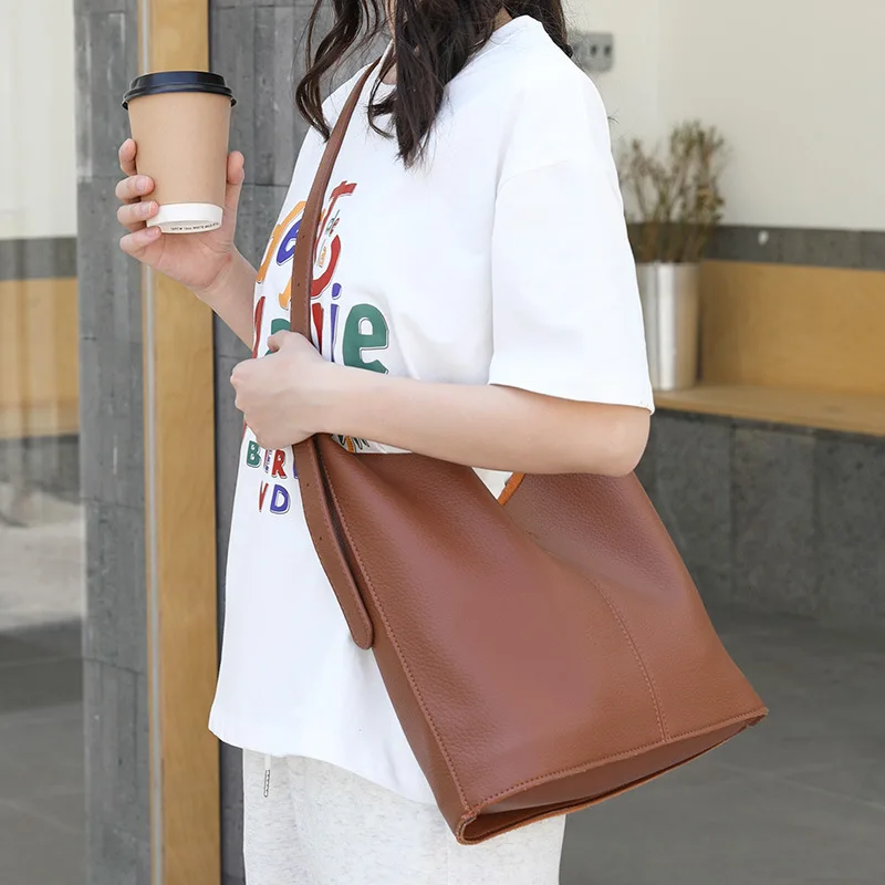 Vintage Style PU Leather Shoulder Bag with Litchi Pattern for Women