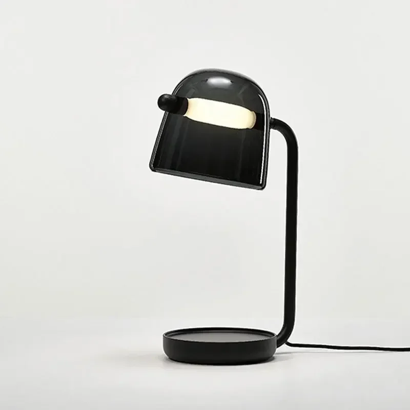 Простая Современная креативная стеклянная настольная лампа дизайнерская в