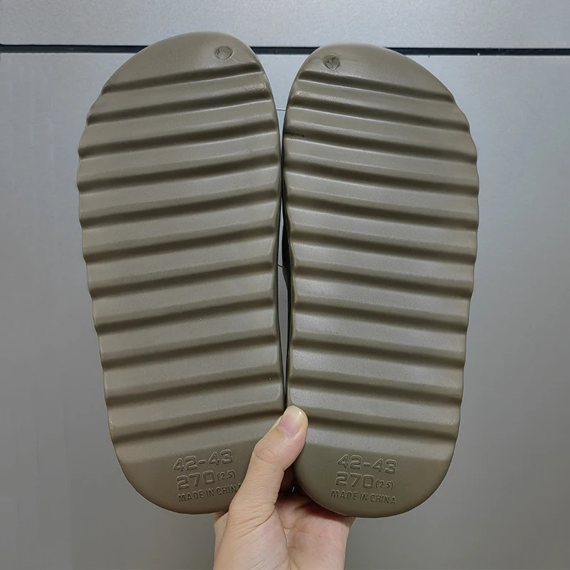 Brand Women Men Slippers Fashion Beach Sandals Women Soft Casual Shoes Men EVA Slides Original Flip-flops Summer Men's Sandal images - 6