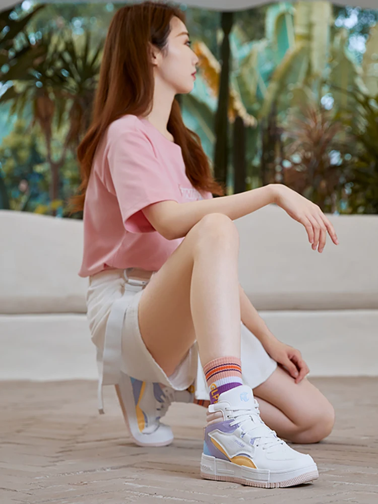 QIAODAN Skateboarding Shoes for Men 2022 Autumn New Fashion High Top Warm Lightweight Panelled Splicing Sneakers XM36210556