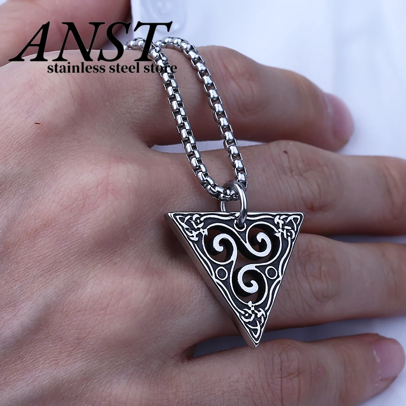 

Fashion 316L Stainless Steel Triskele Triangle Pendant Necklace Viking Vintage Jewelry Geometric Choker Celtic Triskelion Chain