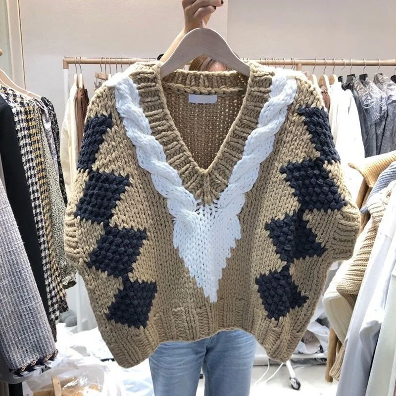 

Women's 2023 Sweater Vests Coats Stripe V-Neck Loose Korean Sleeveless Knitted Tops Casual Elegant Knitwear Waistcoat New