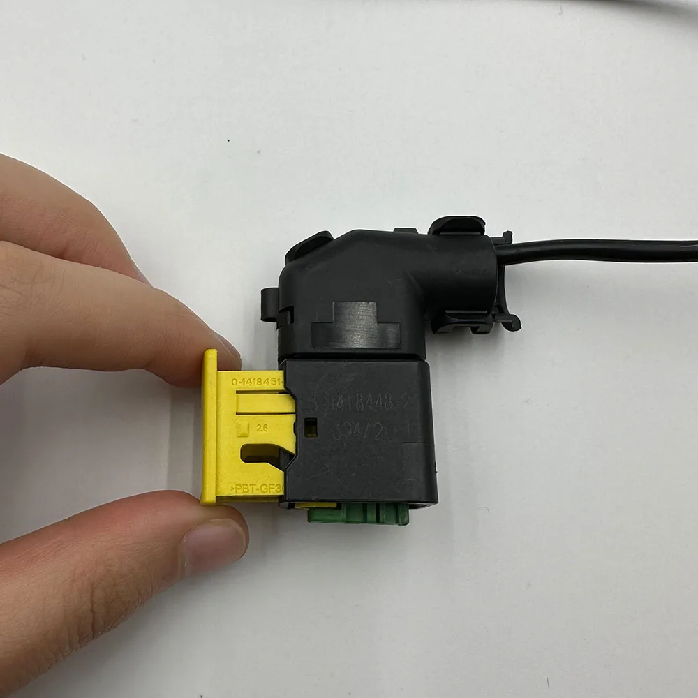 Новый датчик температуры выхлопных газов 1914093 для DAF SCR System STG759Q 2009462 6PT35818195 1