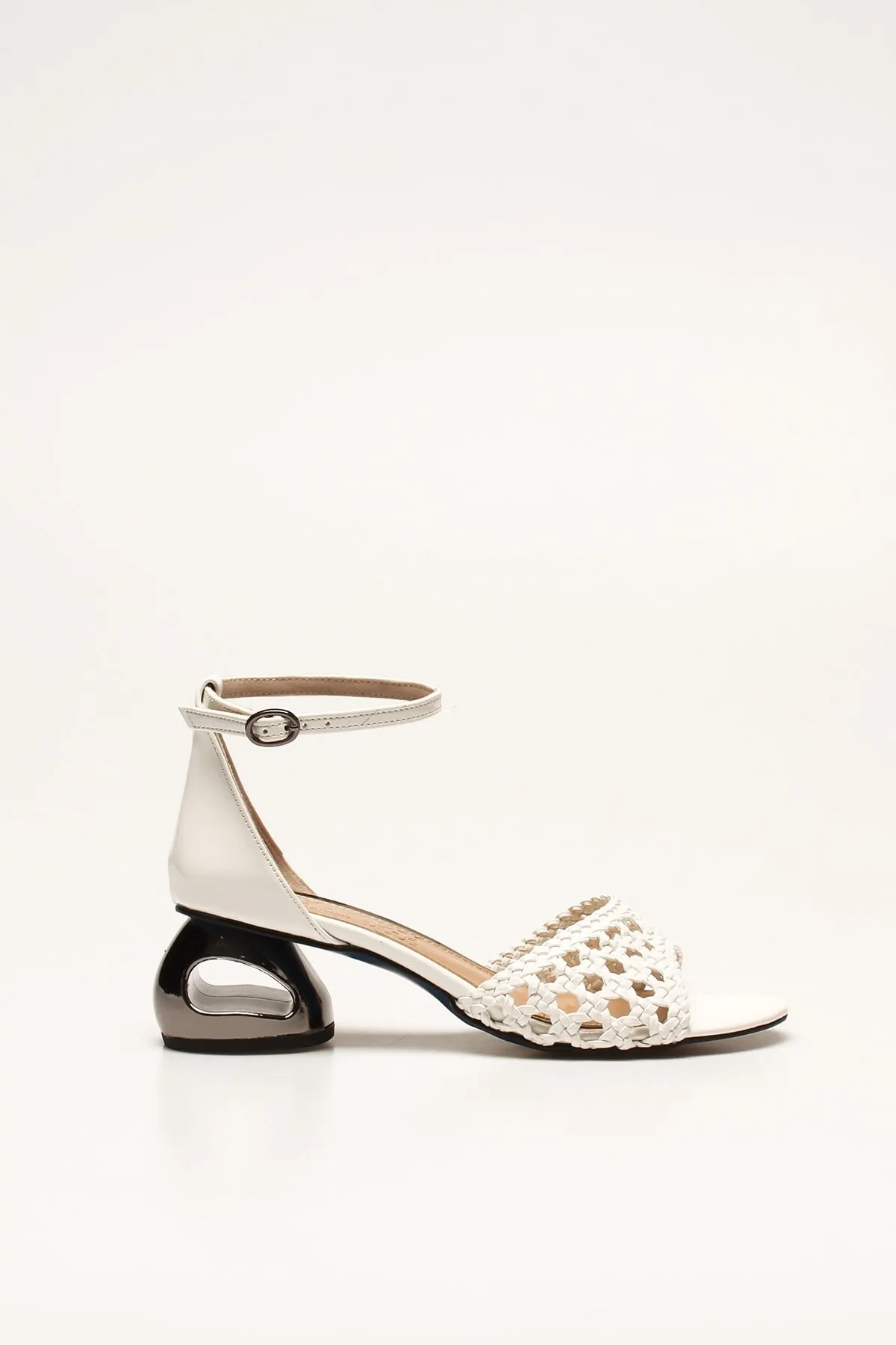 

Fashion Style White Patent Leather Sandals And Slippers Sandals