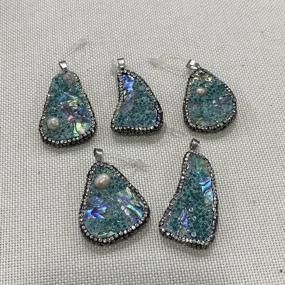 

2pcs Classic Irregular Natural Resin Abalone Shell Pendant Pearl Fashion Jewelry DIY Necklace Earring Accessories 30-51mm