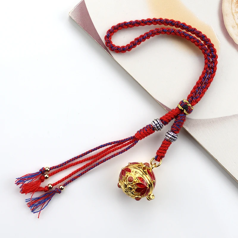 1 шт. новая окрашенная искусственная подвеска, эфирное масло, парфюмерный диффузор, украшение для автомобиля, драгоценный подарок