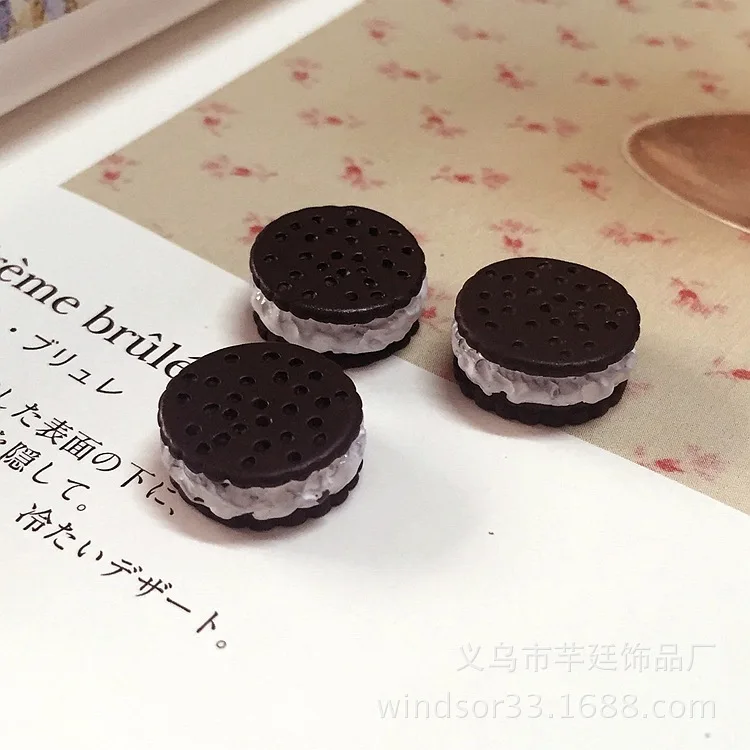 

10pcs Kawaii Resin Sandwich Biscuits Miniatures Flatback Charm Miniature Accessories Scrapbooking Material DIY Phone Jewelry