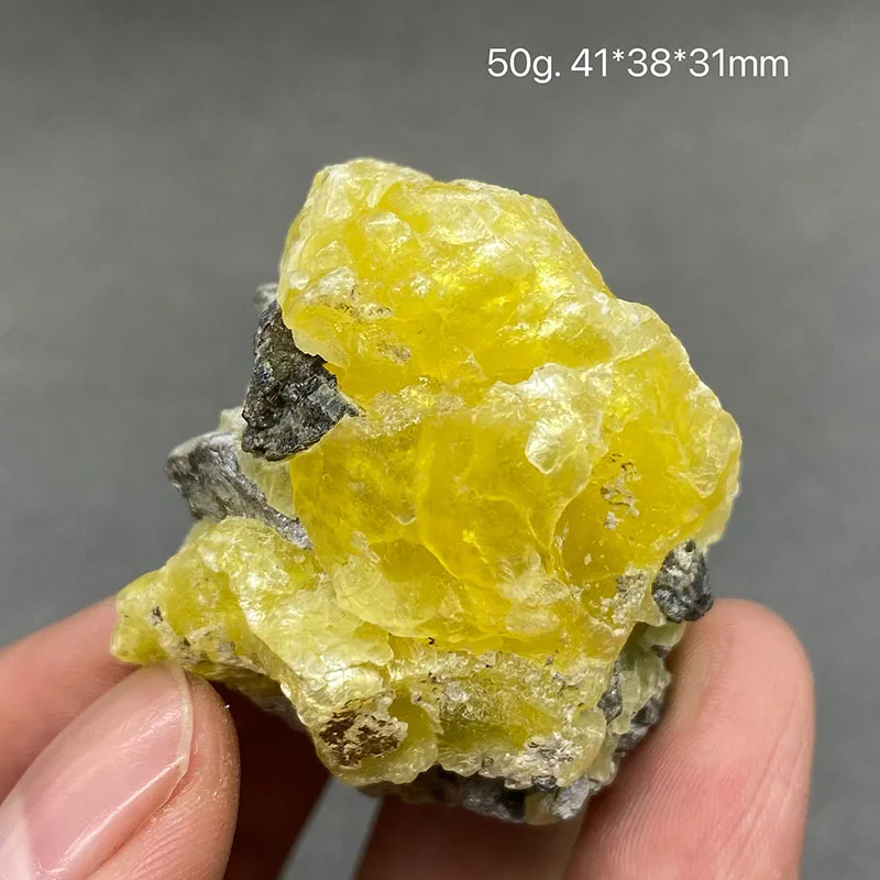 

100% Natural Pakistan yellow Brucite Mineral specimen stones and crystals healing crystals quartz