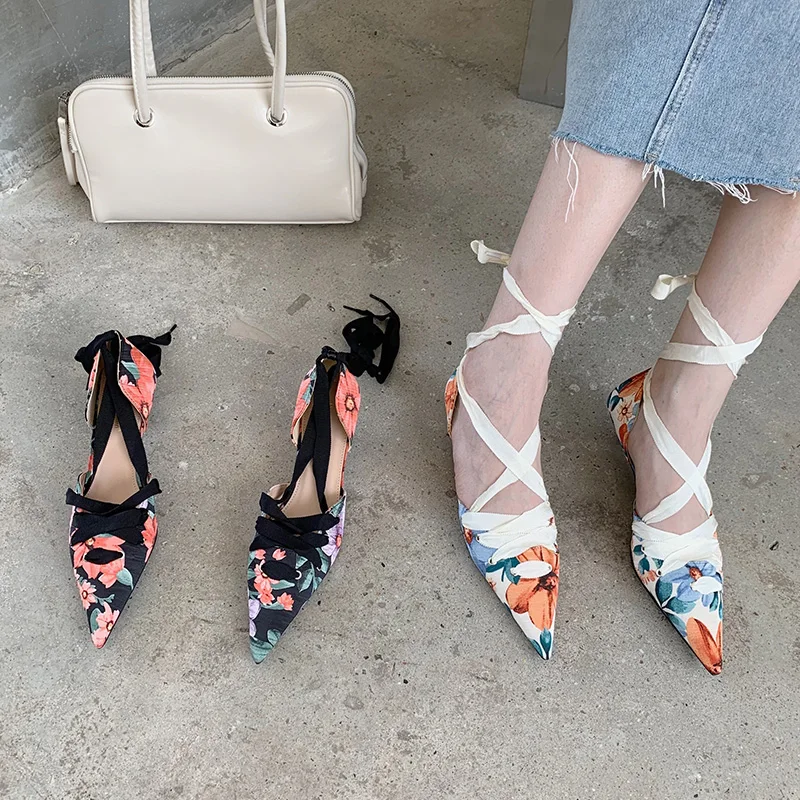 

Туфли-лодочки женские на тонком низком каблуке, пикантные сандалии, заостренный носок, перекрестная шнуровка, модная обувь, черные, 2022