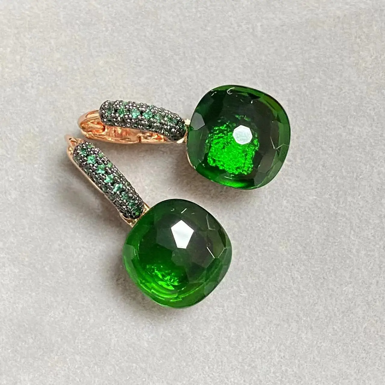 

11.6mm Pomellato Nudo Earrings Inlay Green Zircon with Gun Black Plated For Women Drop Earrings Candy Square Crystal Earrings