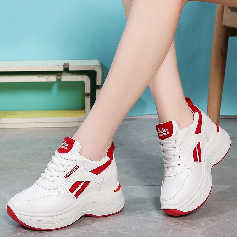 

Женская спортивная обувь, новинка весны 2022, Корейская версия Bailiao, дышащая маленькая белая обувь для отдыха, женские кроссовки