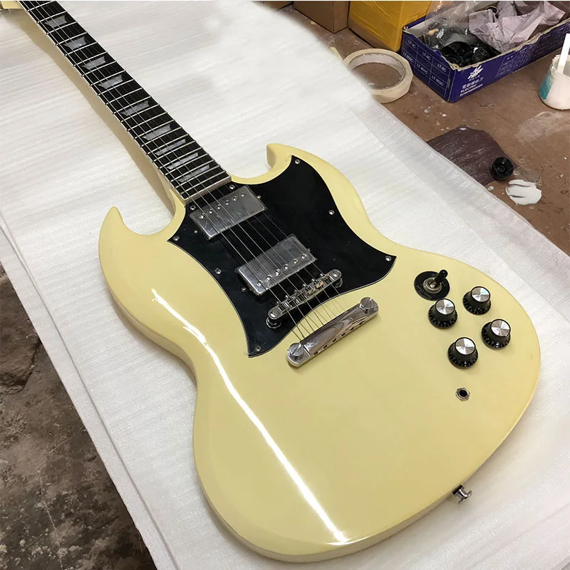 

High-quality 6-string electric guitar, cream paint, rose wood fingerboard flowerpot inlaid with SG electric guitar, special post