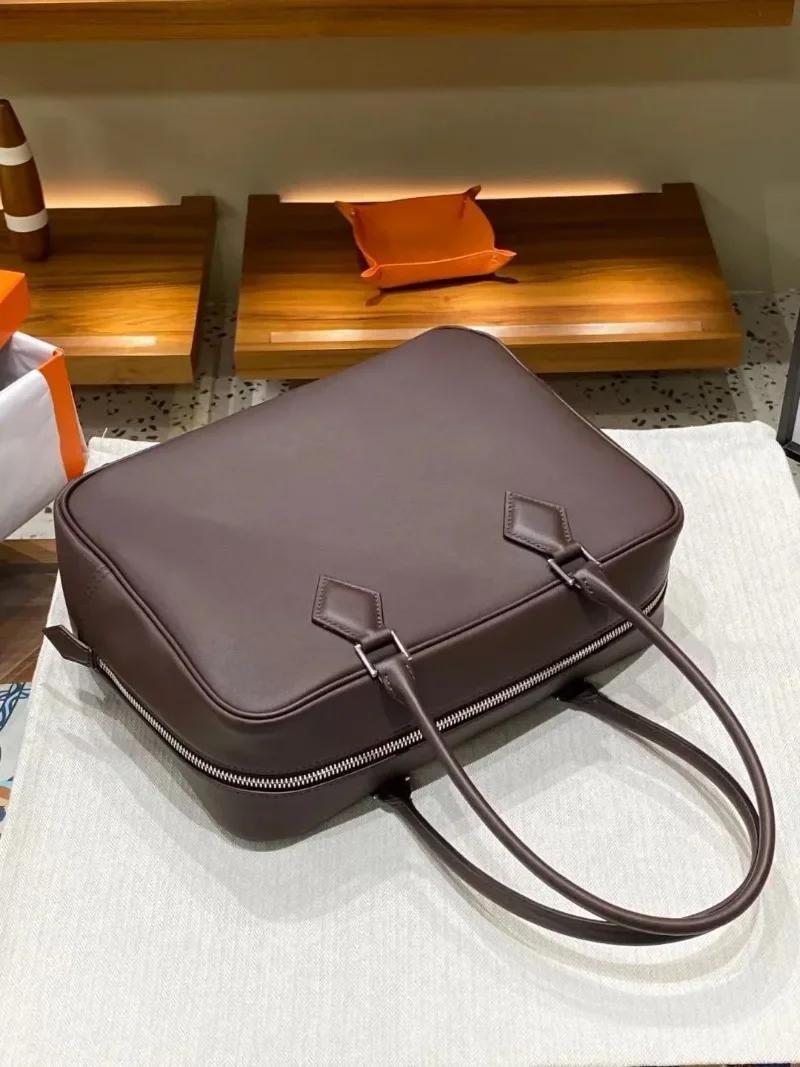 Маленькая сумка из воловьей кожи с пальмовым узором