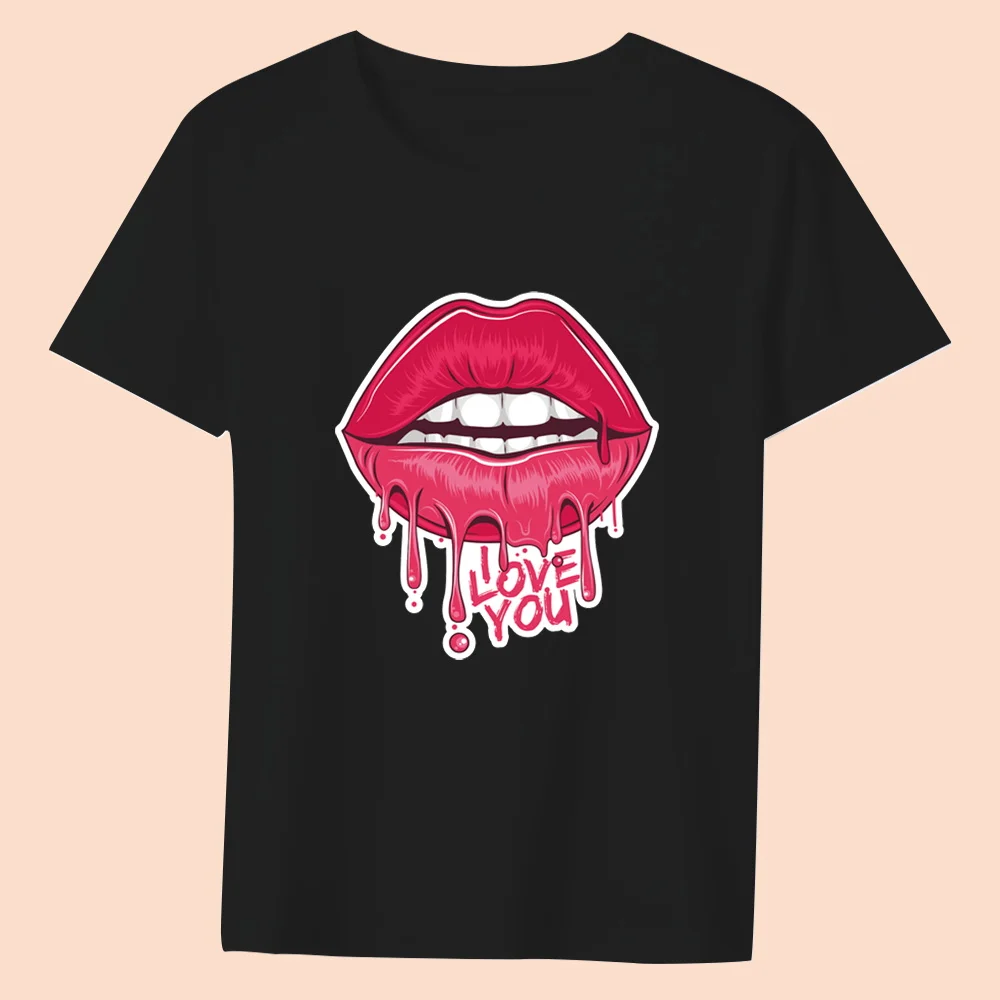 

Женская футболка с принтом в виде губ, с круглым вырезом и коротким рукавом