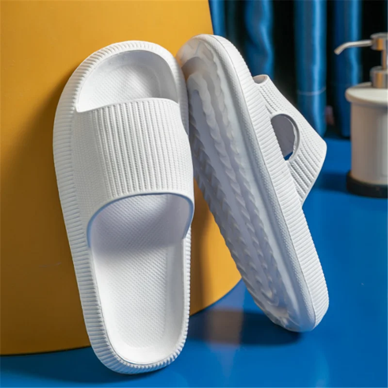 

Сандалии на толстой платформе для мужчин и женщин, пляжные шлепанцы из ЭВА, Нескользящие, для душа и дома, большие размеры, Прямая поставка