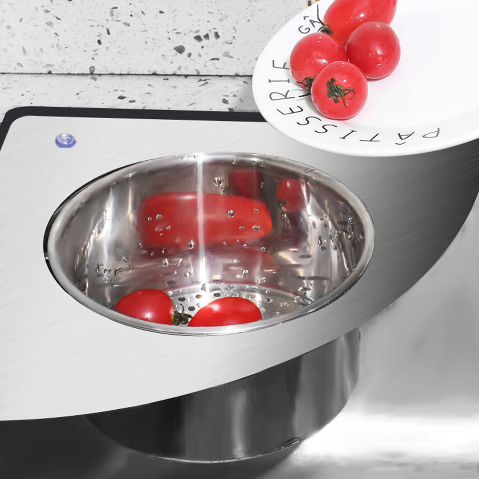 

Triangular Sink Drain Basket Portable Triangle Sink FilterSink Drain Strainer Basket Multifunctional Sink Soup Strainer For