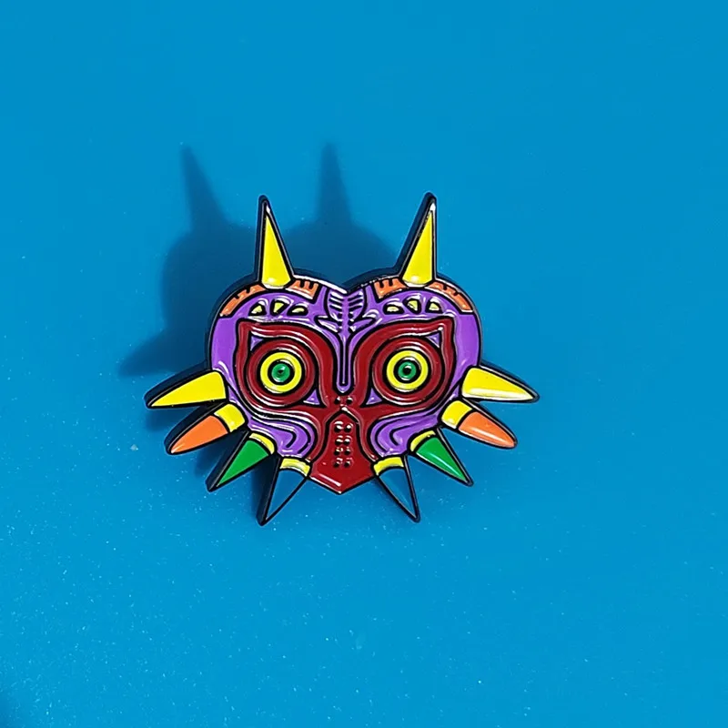

XM-funny The Legend of Zelda Mogila mask pin cartoon owl metal badge fashion lapel pin backpack accessory gift