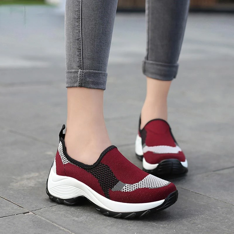 

2022New comfortable casual shoes women flats mesh anti-skid vulcanized sneakers woman shoes fashion female flats
