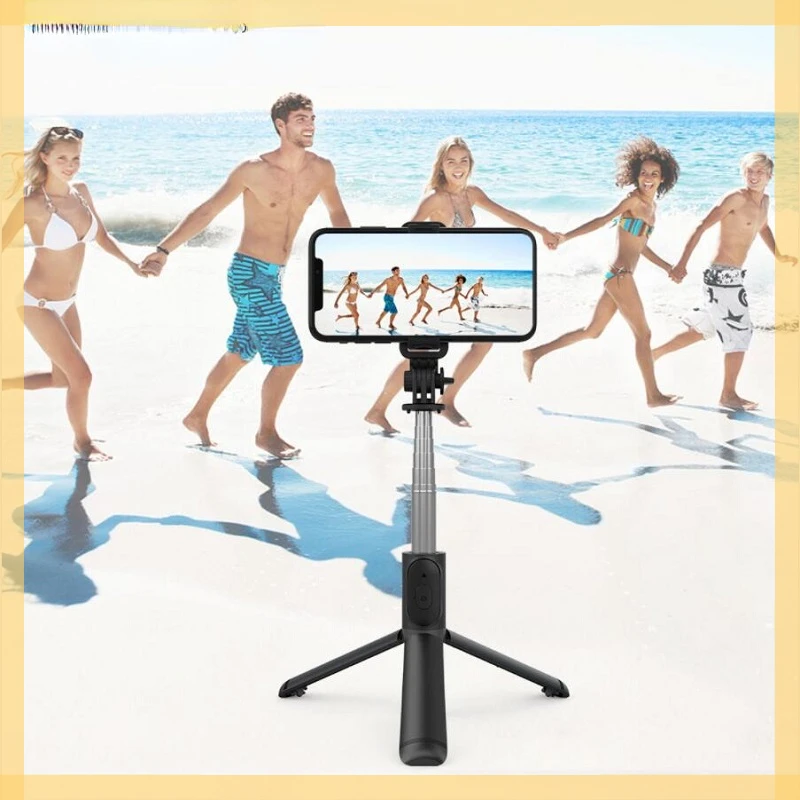 

2021 NEW 4 in 1 Wireless Bluetooth Selfie Stick With Tripod Foldable monopods universal for Smartphone Hot