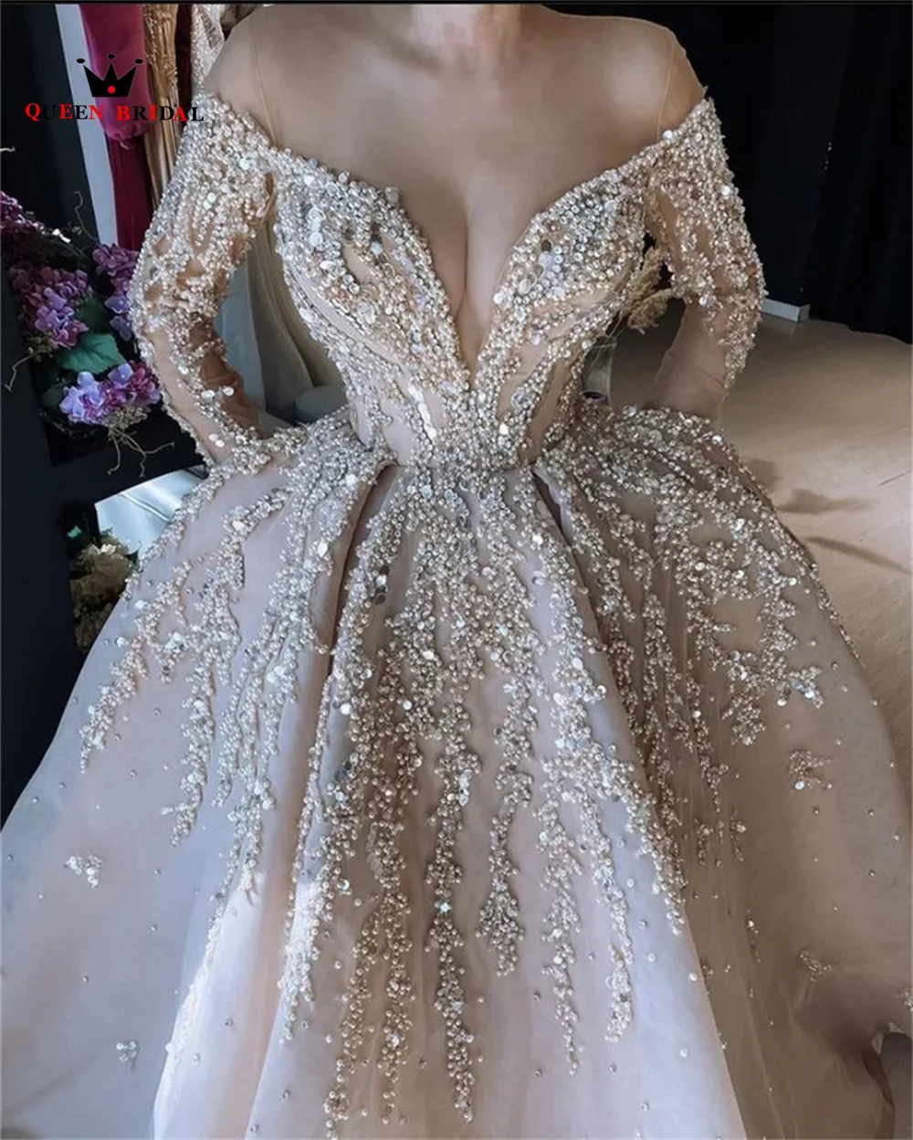 

Custom Made Luxury Weddding Dresses 2022 New Ball Gown V-neck Tulle Lace Crystal Beaded Pearls Formal Bridal Gowns SD24