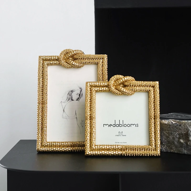 

Vintage Modern Photo Frame Stand Holder Living Room Nordic Picture Frames Square Aesthetic Molduras Para Fotografia Decorations
