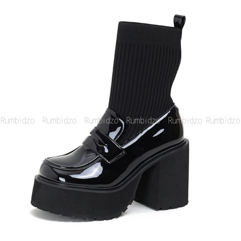

Женские ботинки из лакированной кожи, черные повседневные ботинки с круглым носком, на массивном каблуке, без застежки, на платформе, в стиле пэчворк, для зимы