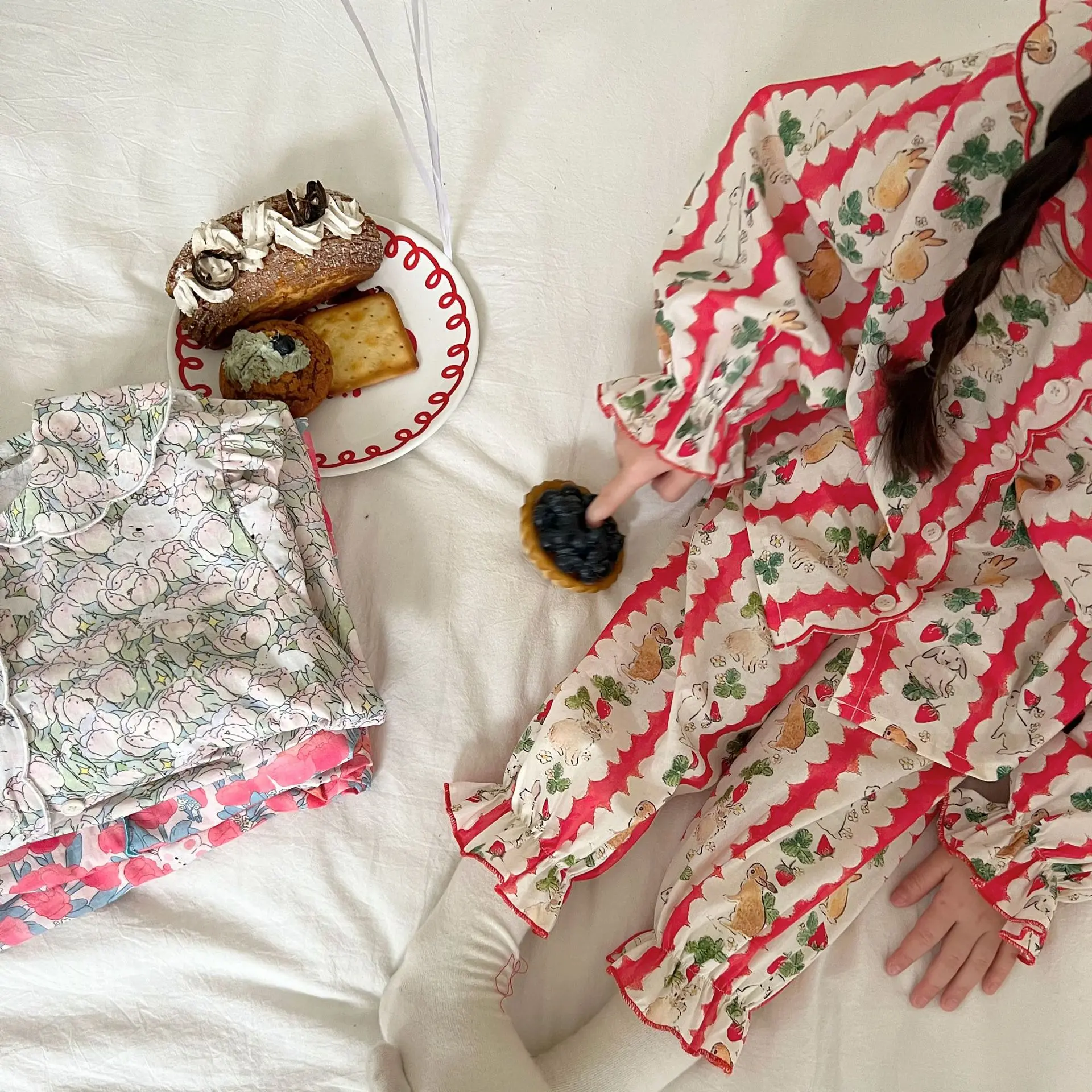 

4612C Korea Children's Clothing Set Spring 2023 New Printed Girl's Pajamas Suit Top+Pant Girl's Two-piece Suit Home Clothes