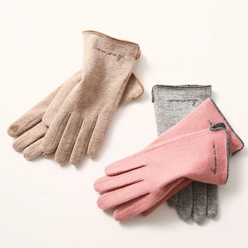 

New Women Winter Touch Screen Plus Velvet Thicken Keep Warn Cashmere Elegant Female Retro Letter Embroidery Cycling Gloves