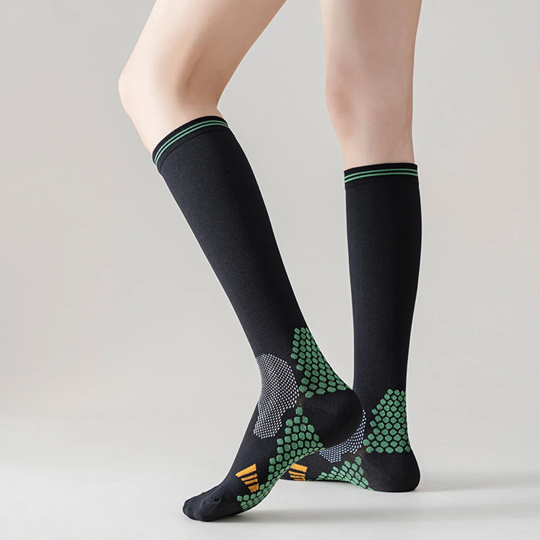 

Women's Socks Mid-Tube Calf Socks Spring And Autumn Thin Section Pressure Cotton Letter Long Tube Half-Section Sports Stockings