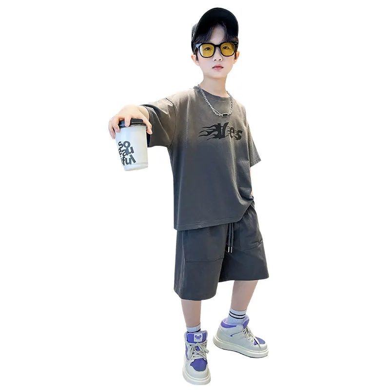 

Korean Kids Boy Suit 2023 Summer Fashion Gradient Grey Color Set Teenager Boys Clothes Cotton Knitted Top + Shorts 2pcs Outfits
