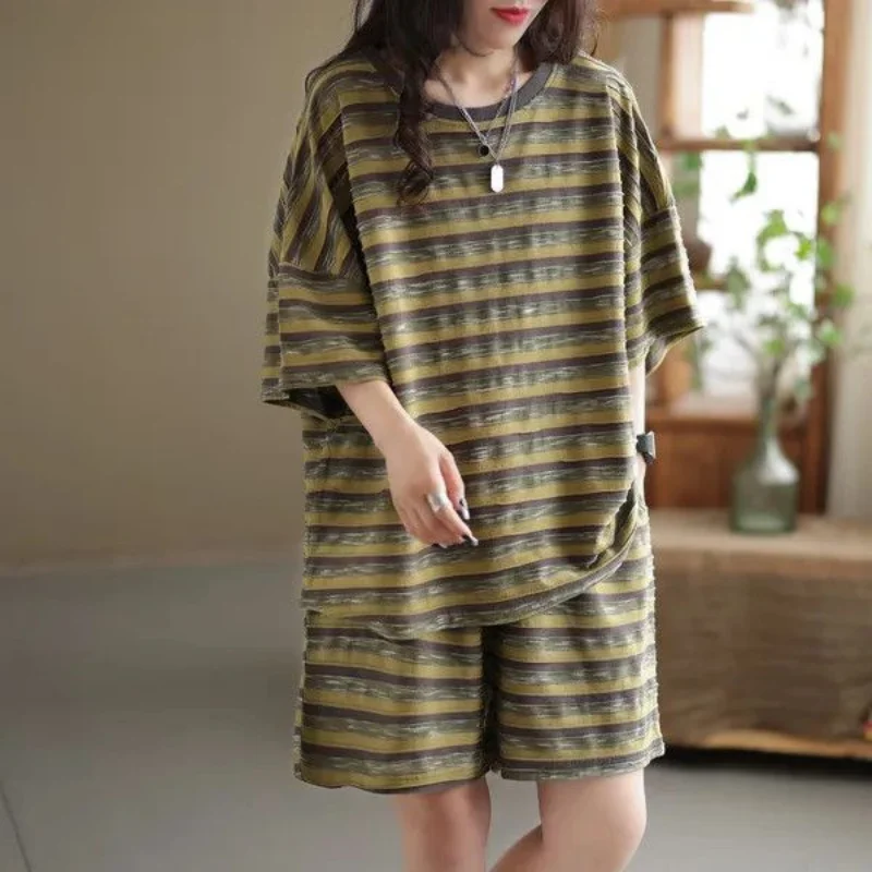 

Women Streetwear Striped Matching Sets 2023 Summer Fashion Round Neck Womens Clothing Loose Casual Top Tee Drawstring Short Sets