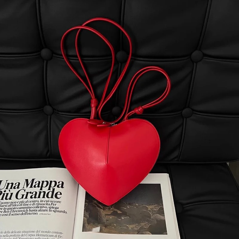 Женская сумка на одно плечо из коровьей кожи