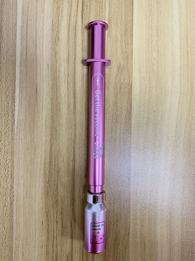 

Светящаяся гелевая ручка-шприц