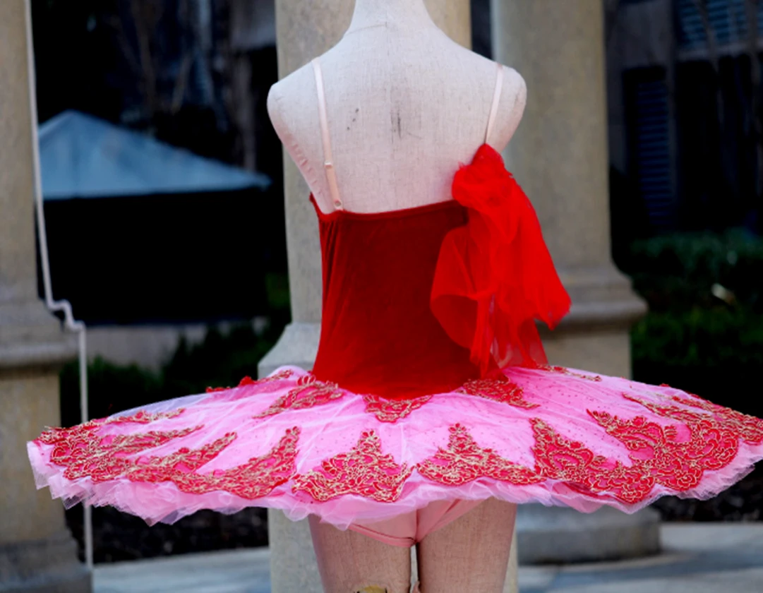 Юбка-пачка стрейчевая балетный костюм для выступлений красный