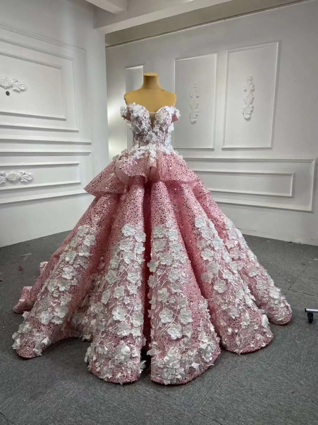 

Aoliweiya Bridal #66878 Pink Ball Gown Evening Dress