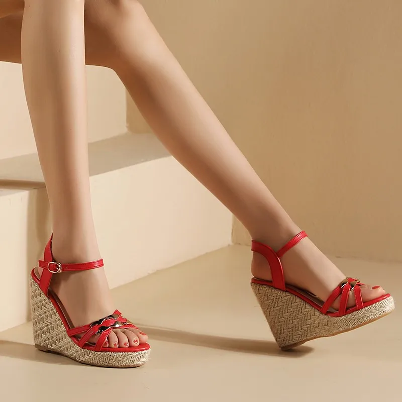 Босоножки женские на танкетке Модные Вязаные сандалии-гладиаторы высоком