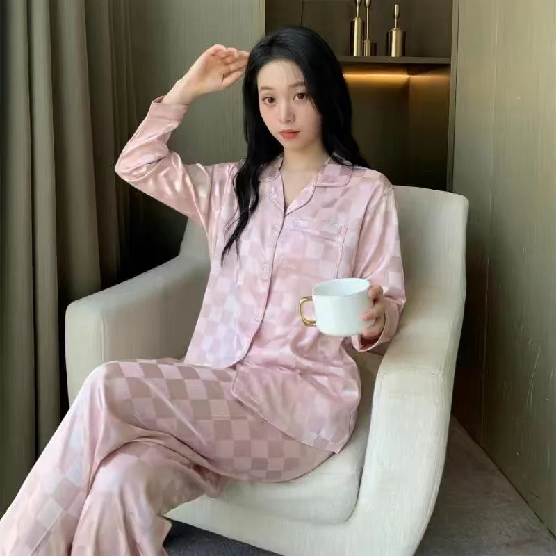

Pink Plaid Pajamas Ladies Summer 2022 New Large Size Spring and Autumn Long Sleeve Thin Ice Silk Homewear Set